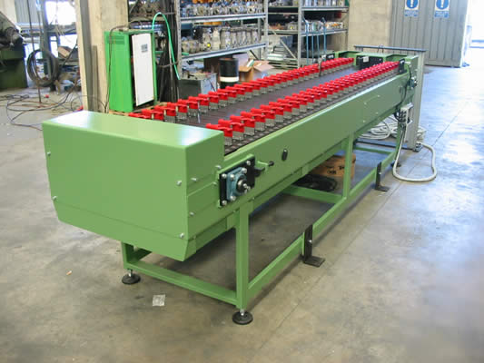 Controlled pace insert conveyor